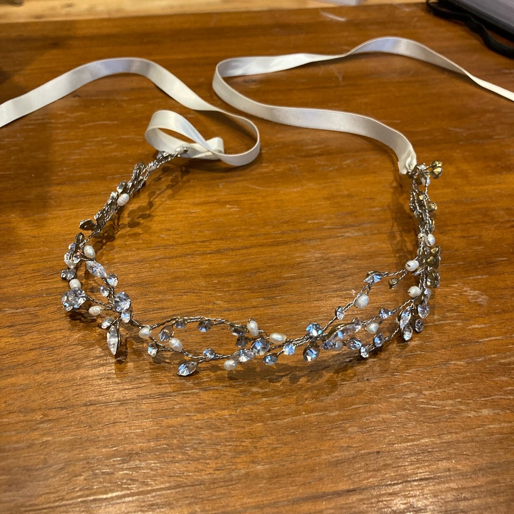 Untamed Petals Kennedy Headpiece